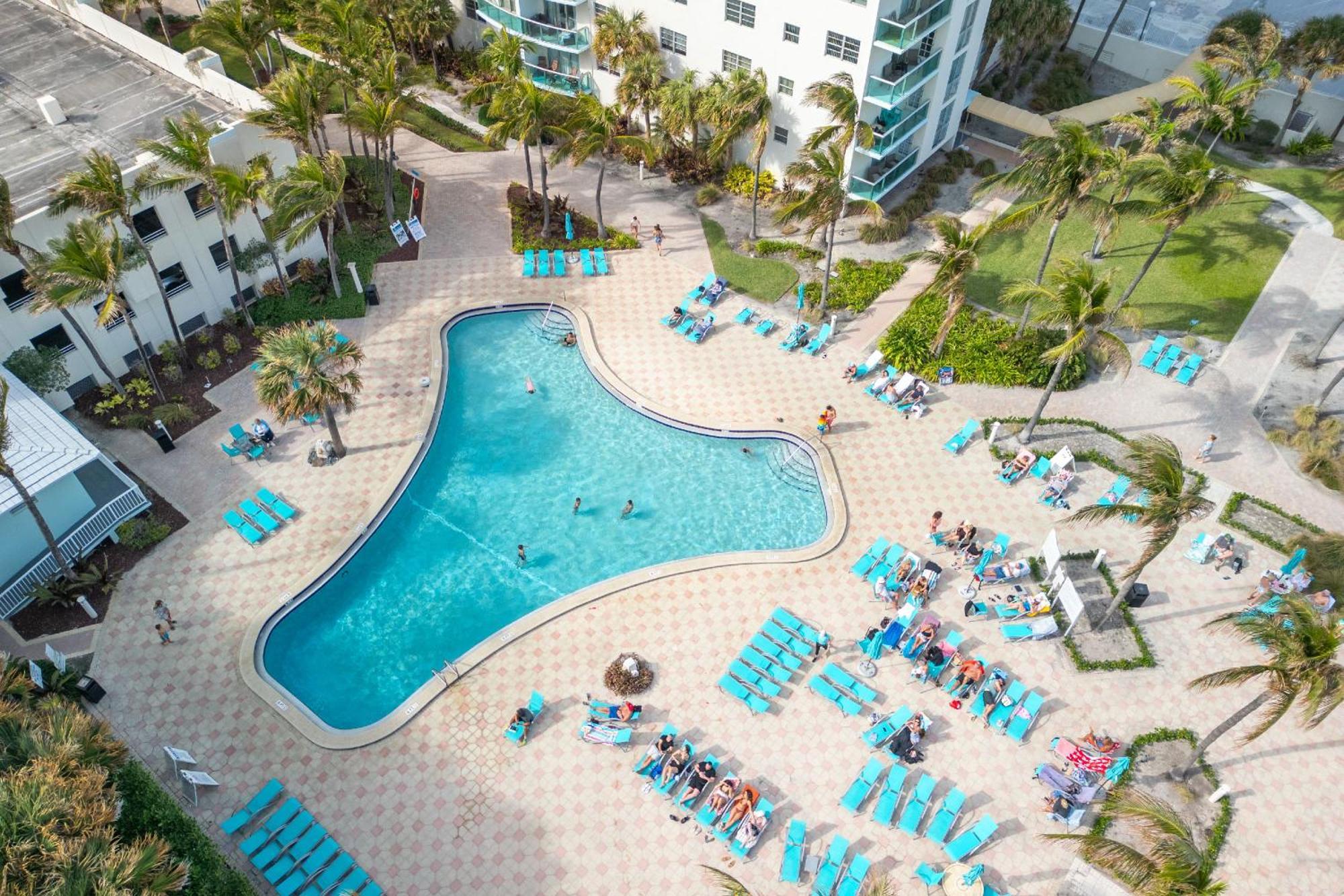 Modern 1 Bdr Oceanview With Direct Beach Access! Холивуд Екстериор снимка